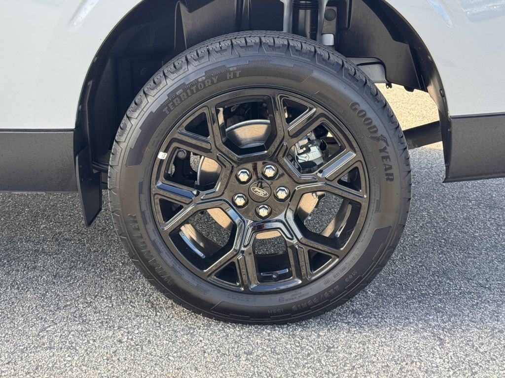 Used 2025 Ford Maverick XLT w/ Black Appearance Package image 14