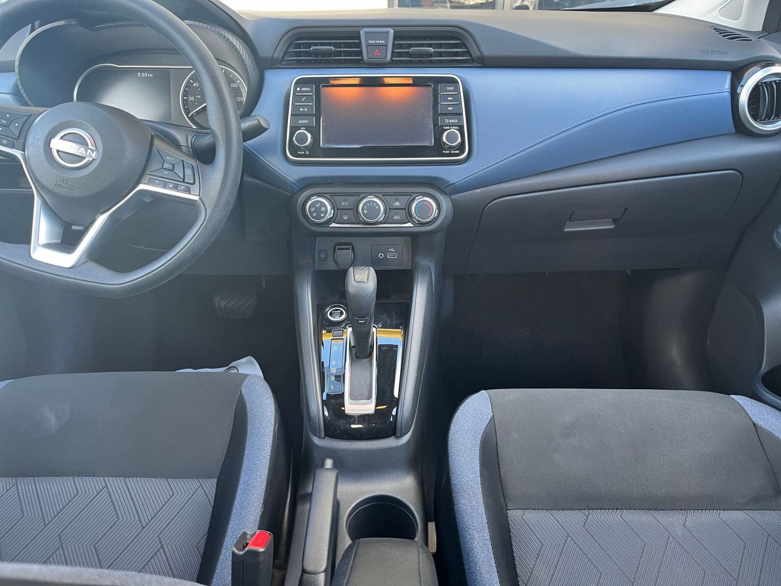 Used 2025 Nissan Versa SV FWD image 38