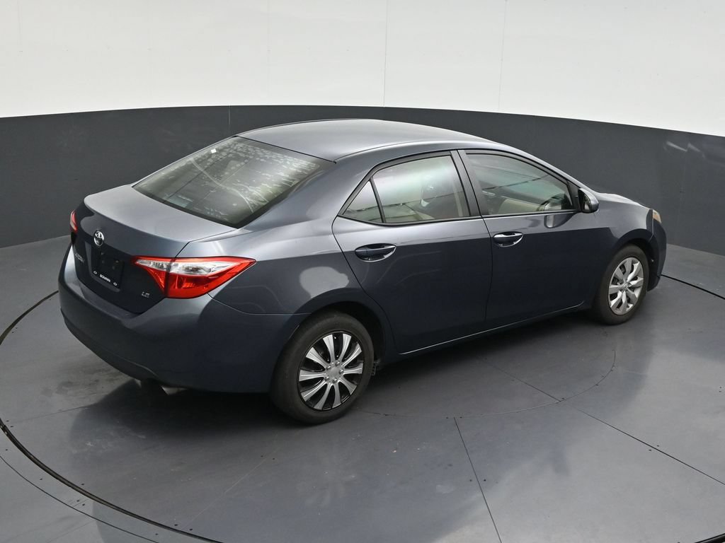 Used 2015 Toyota Corolla LE FWD image 19