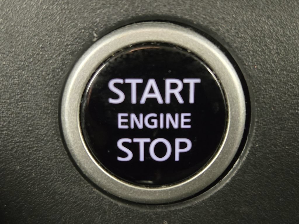 Used 2023 Nissan Rogue SL FWD image 21