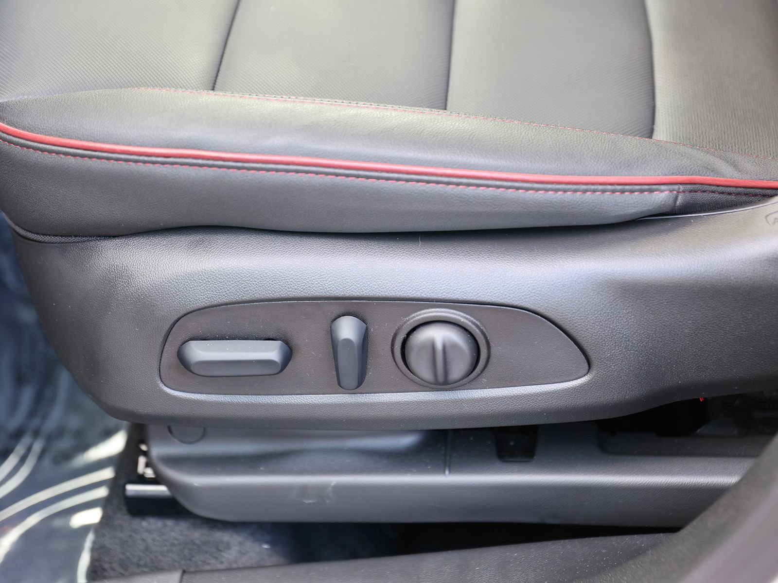 Used 2026 Chevrolet TrailBlazer RS w/ Convenience Package image 19