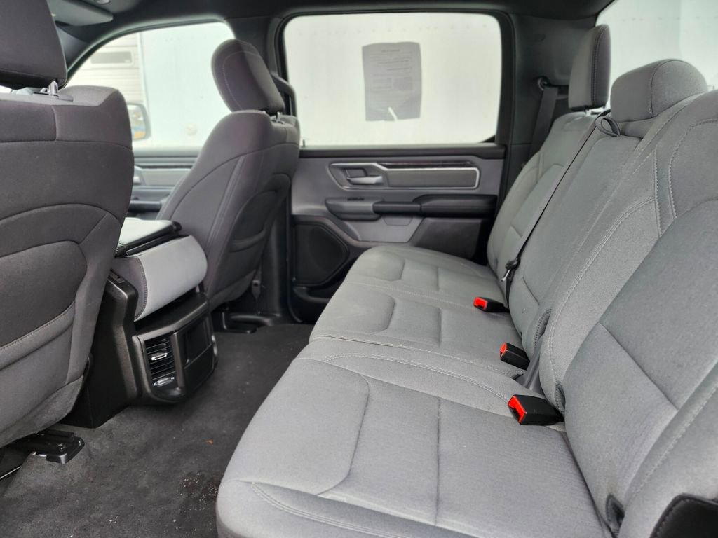 Used 2022 RAM 1500 Big Horn AWD/4WD image 14