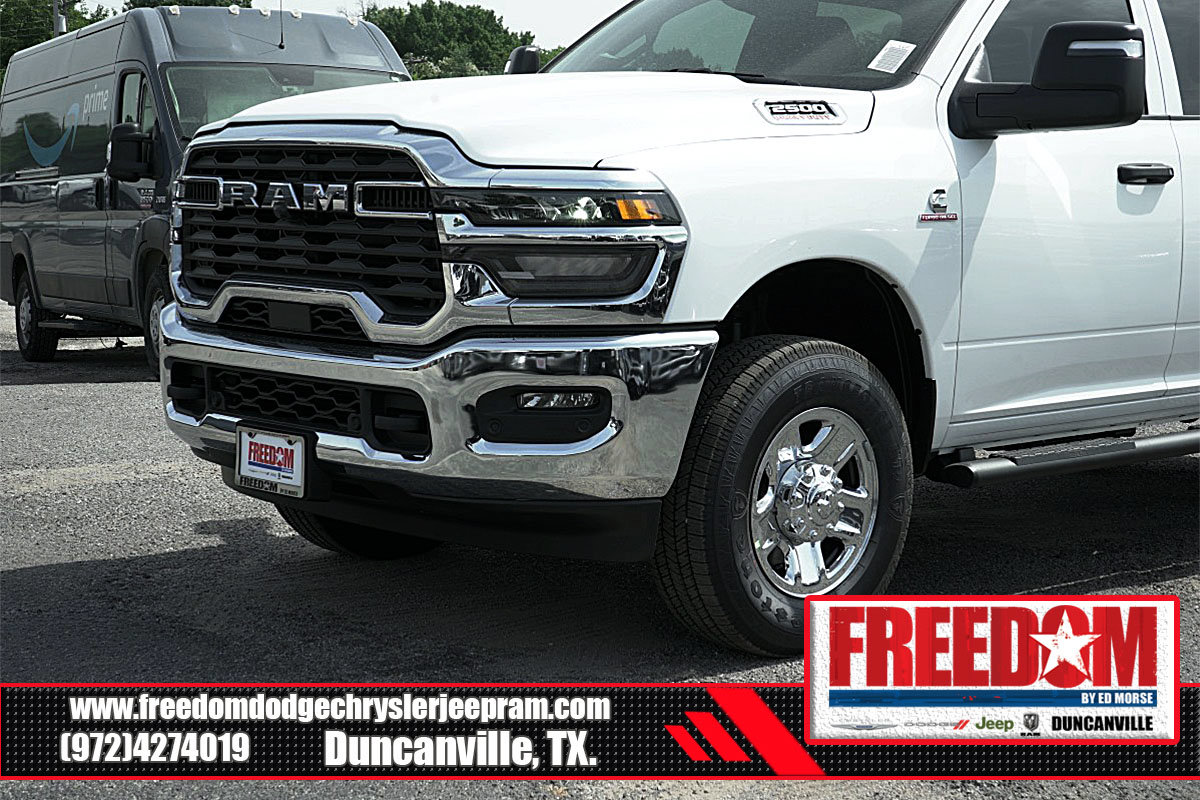 New 2025 RAM 2500 Tradesman AWD/4WD image 40