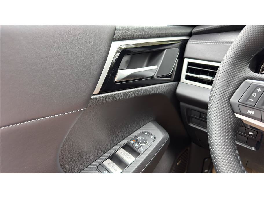 New 2026 Mitsubishi Outlander SE AWD/4WD image 30