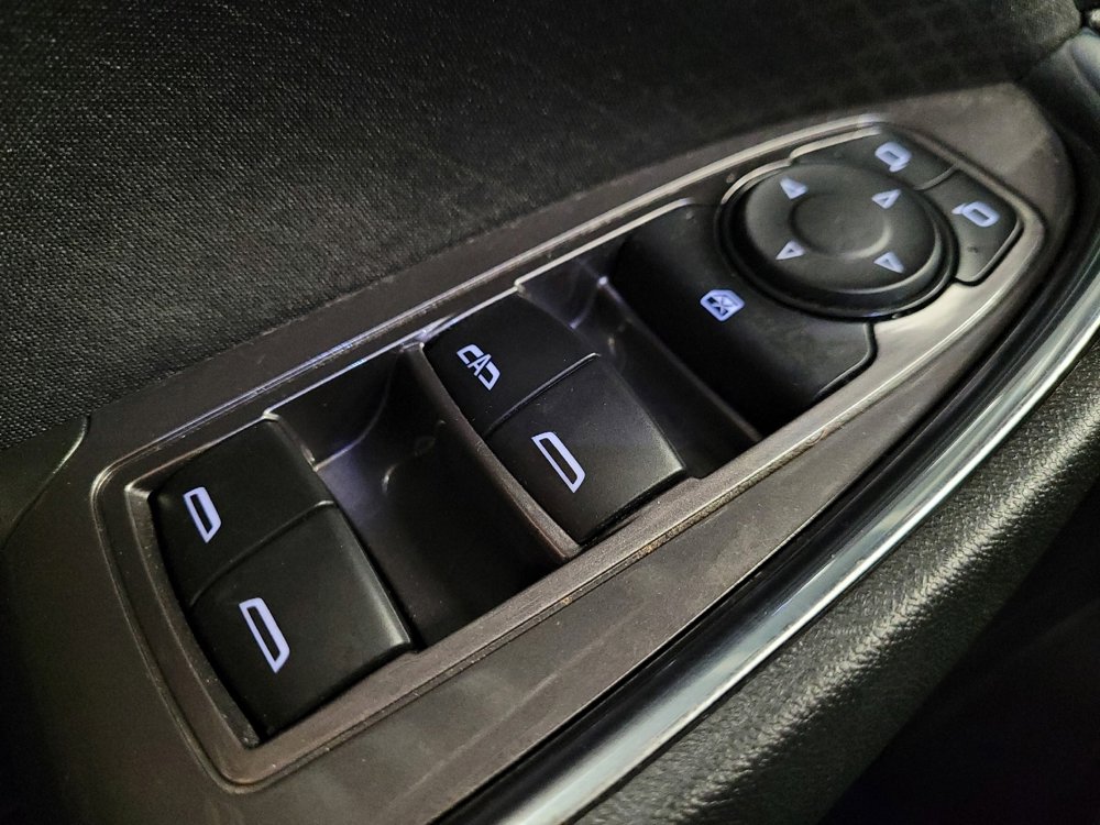 Used 2020 Chevrolet Malibu LT image 27