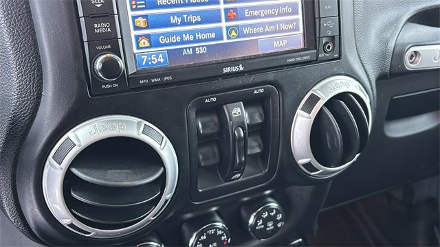 Used 2014 Jeep Wrangler Unlimited Sahara w/ Connectivity Group image 14