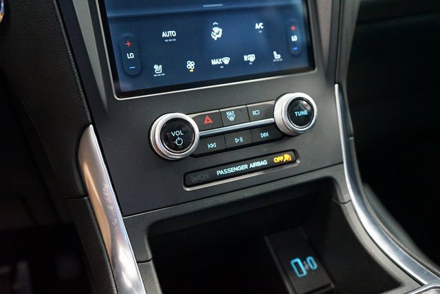 Used 2022 Ford Edge Titanium image 36