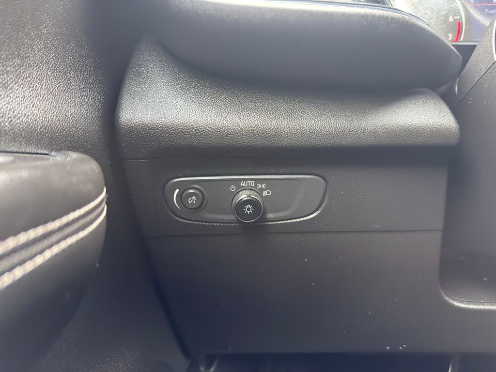 Used 2021 Buick Envision Preferred image 19