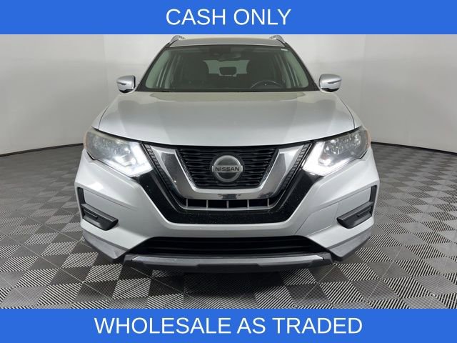 Used 2019 Nissan Rogue SV image 3