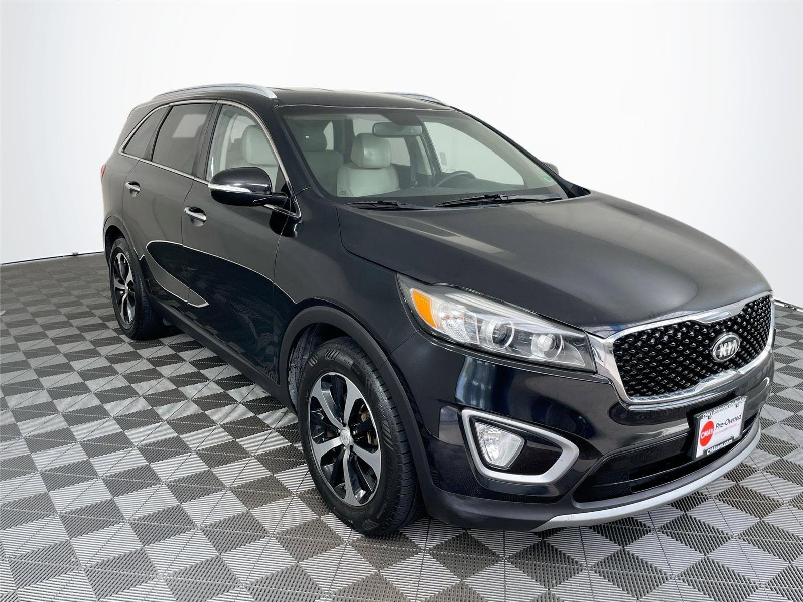 Used 2017 Kia Sorento EX