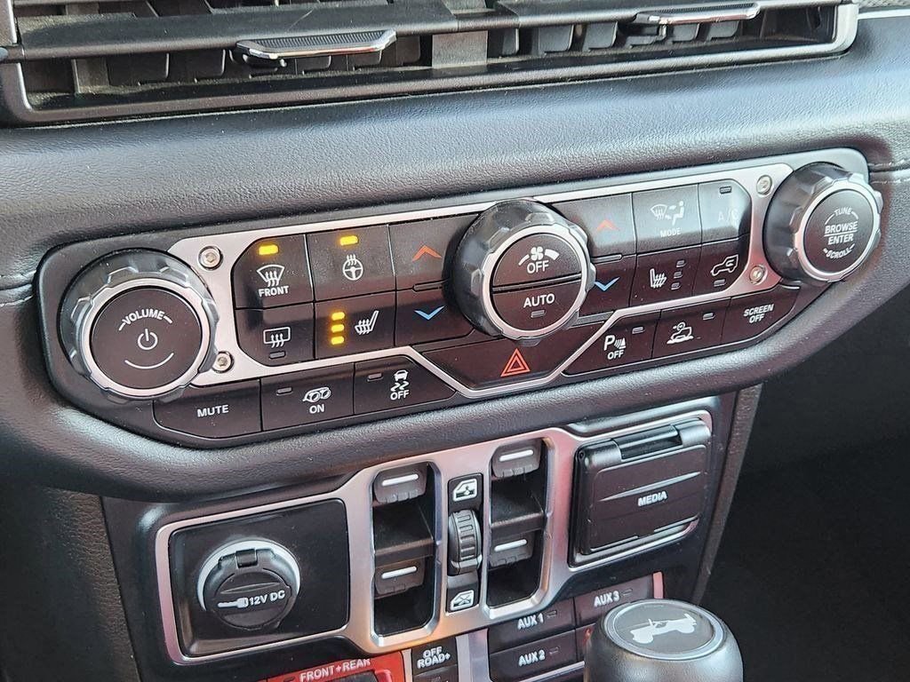 Used 2024 Jeep Wrangler Unlimited Rubicon 392 image 9