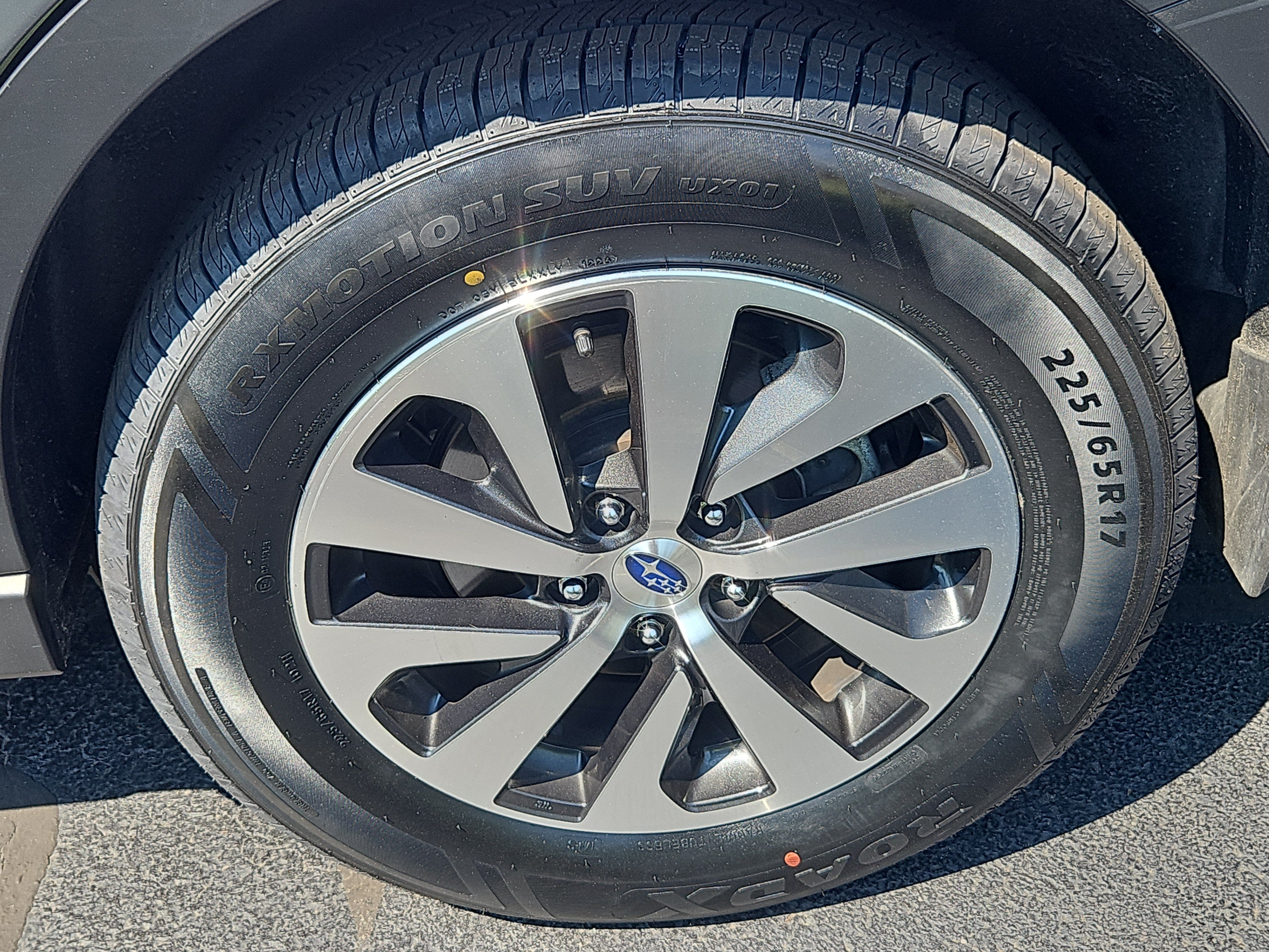 Certified 2024 Subaru Outback Premium AWD/4WD image 28
