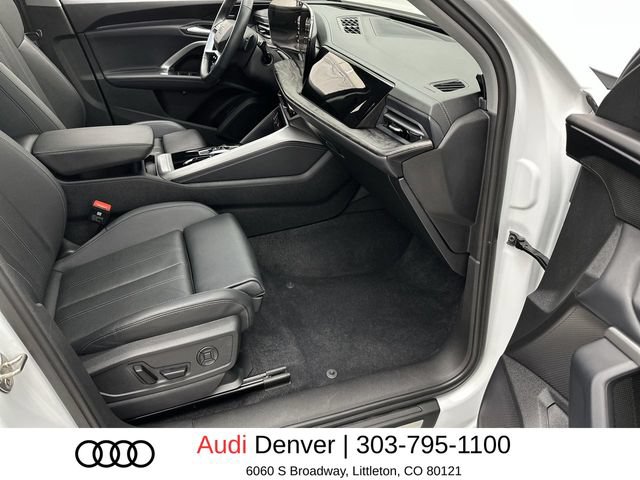 Used 2025 Audi Q5 Premium w/ Premium Plus AWD/4WD image 25