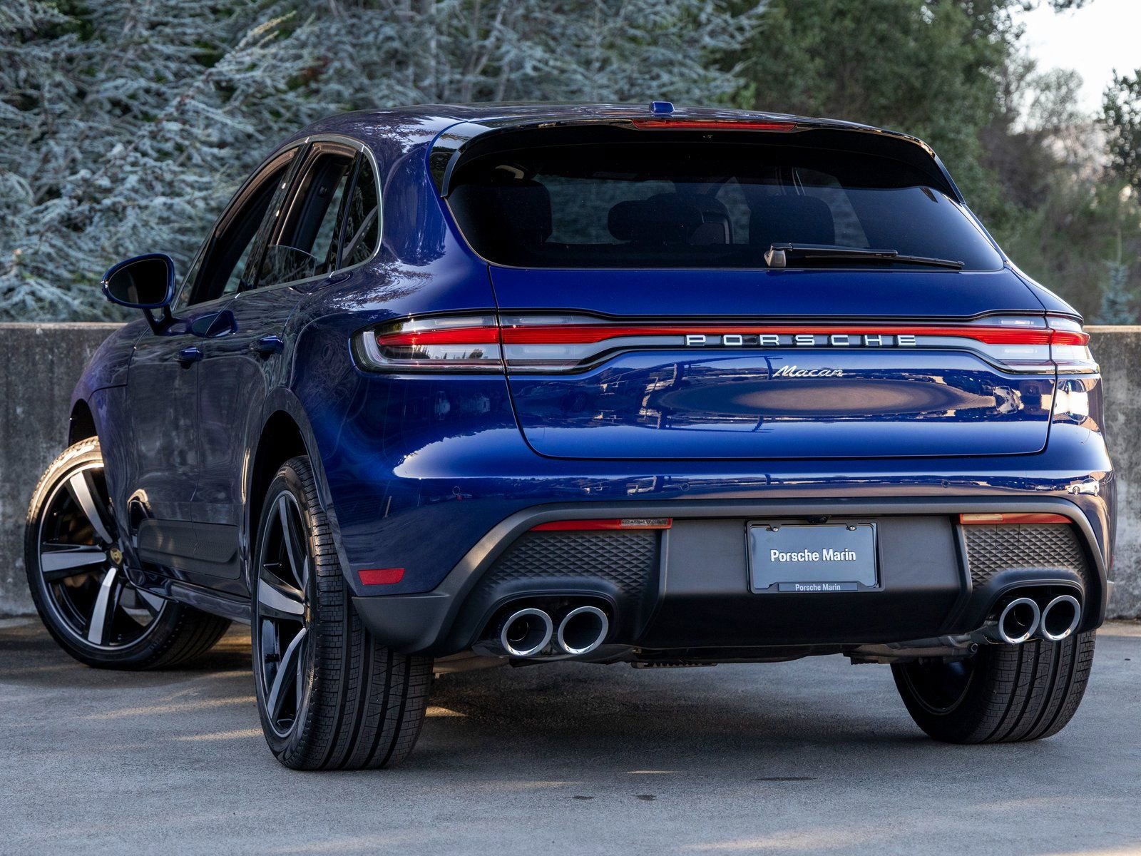 New 2025 Porsche Macan image 3