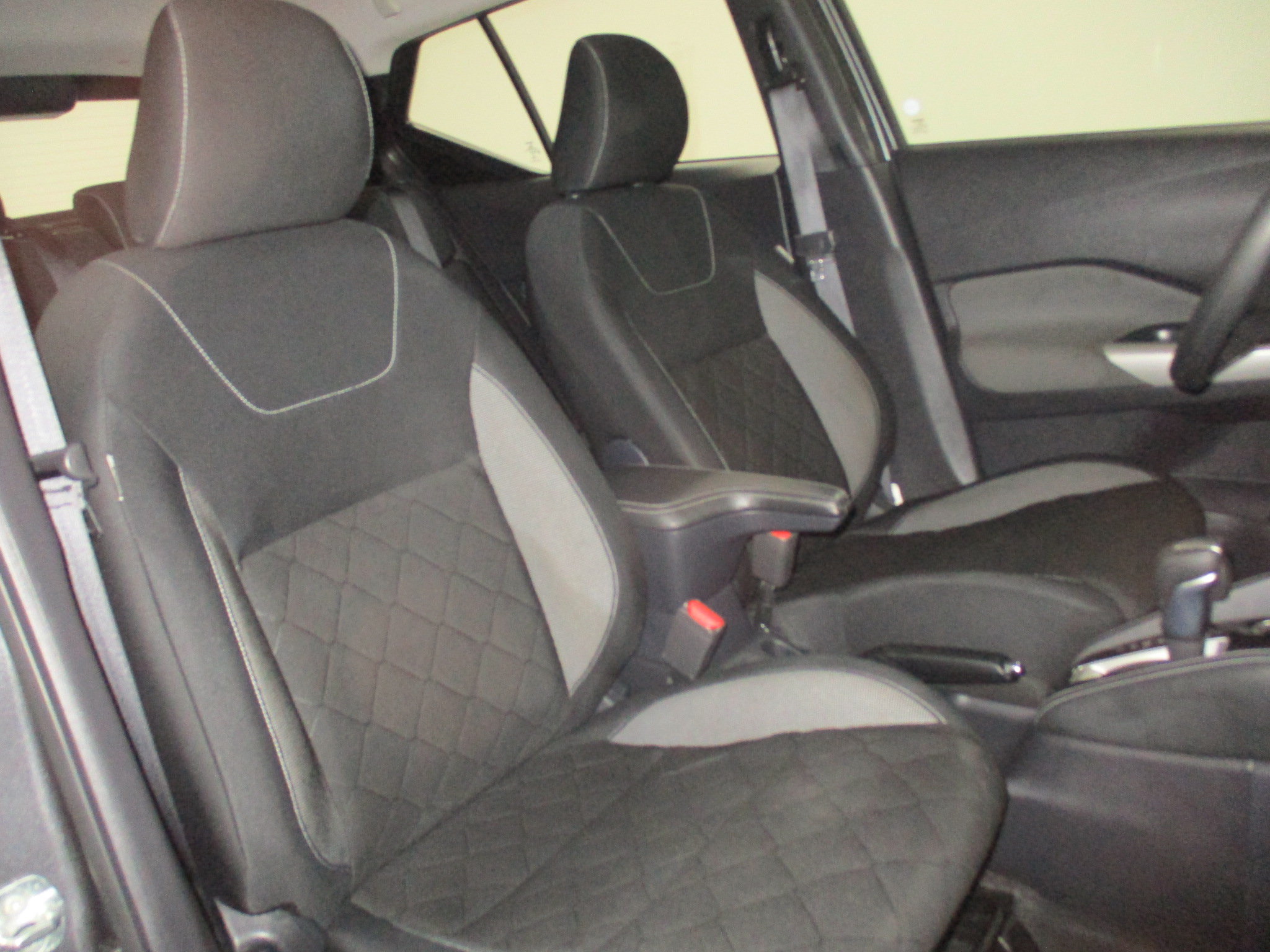 Used 2020 Nissan Kicks SV w/ Exterior Package FWD image 20
