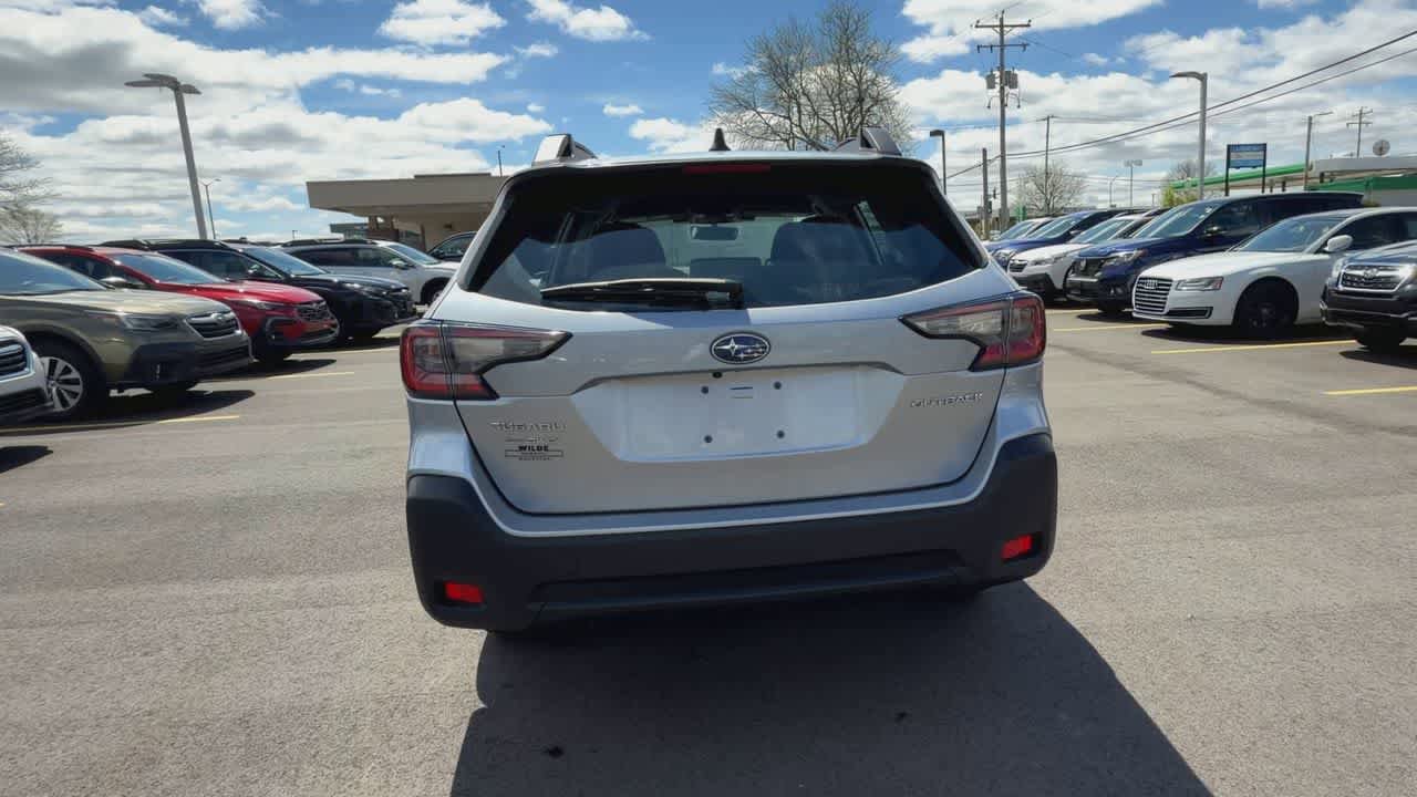 Certified 2024 Subaru Outback AWD/4WD image 7