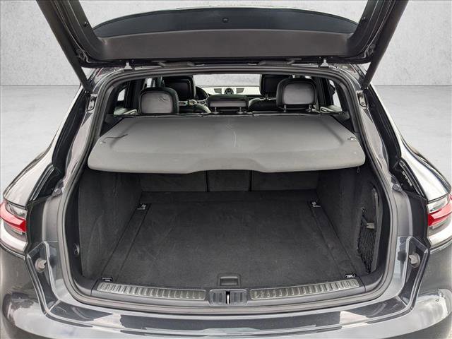 Used 2022 Porsche Macan image 6