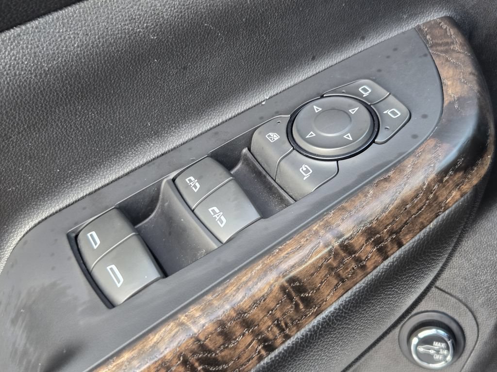 Used 2023 GMC Acadia Denali FWD image 24
