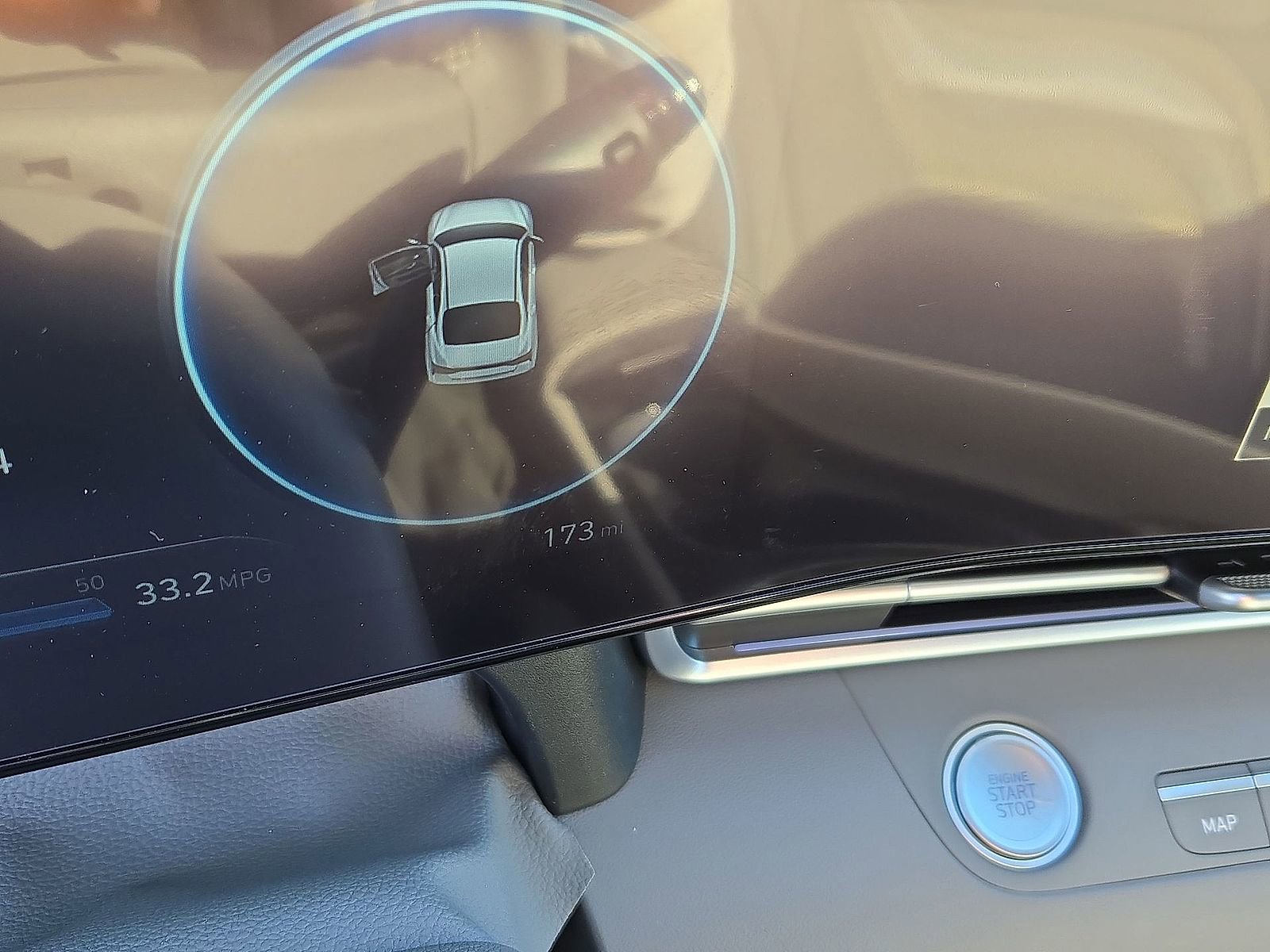 Used 2025 Hyundai Elantra SEL image 19