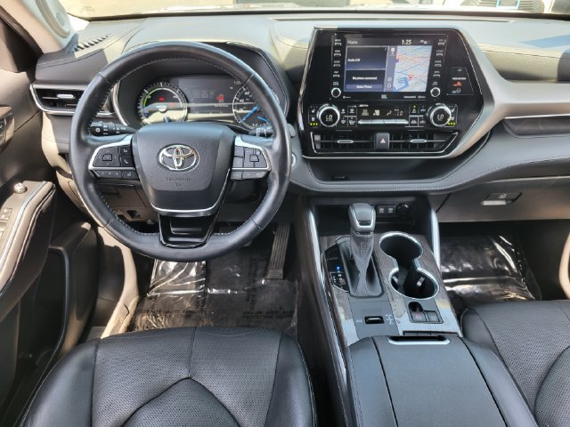 Used 2021 Toyota Highlander Limited FWD image 7