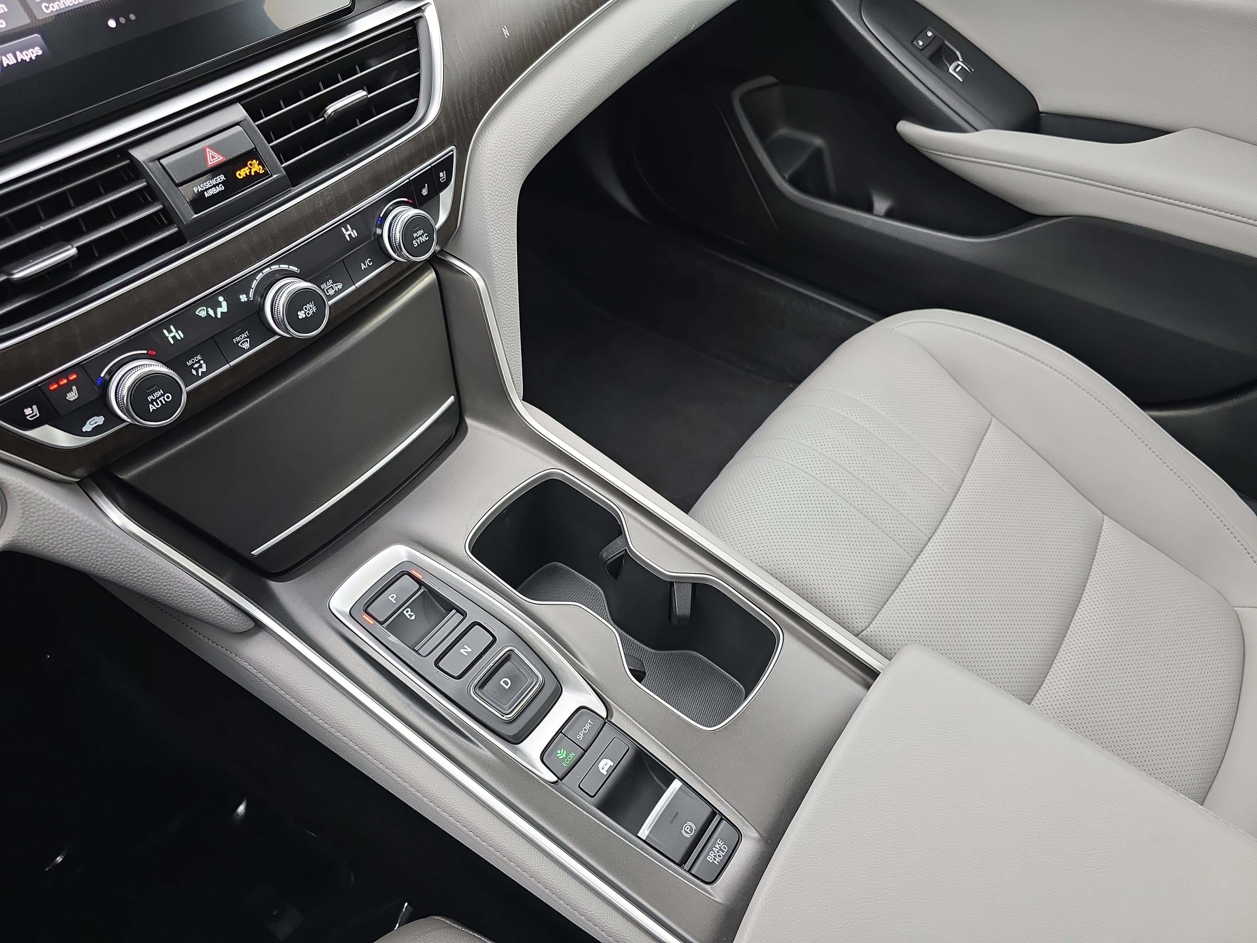 Used 2020 Honda Accord Touring image 22