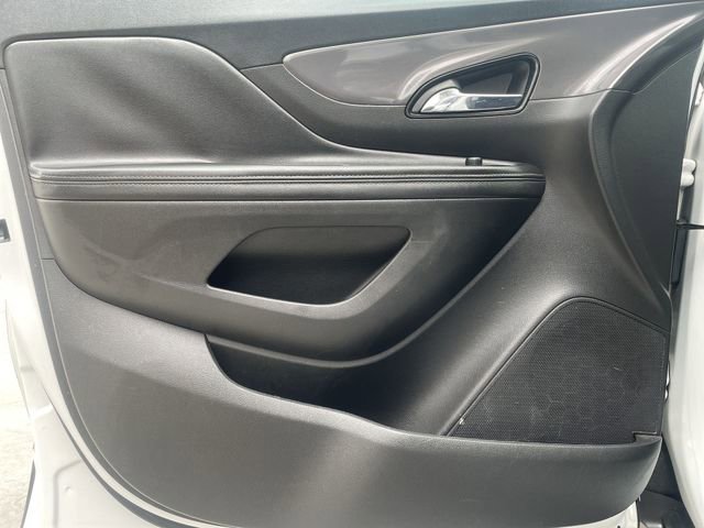 Used 2020 Buick Encore Preferred FWD image 20