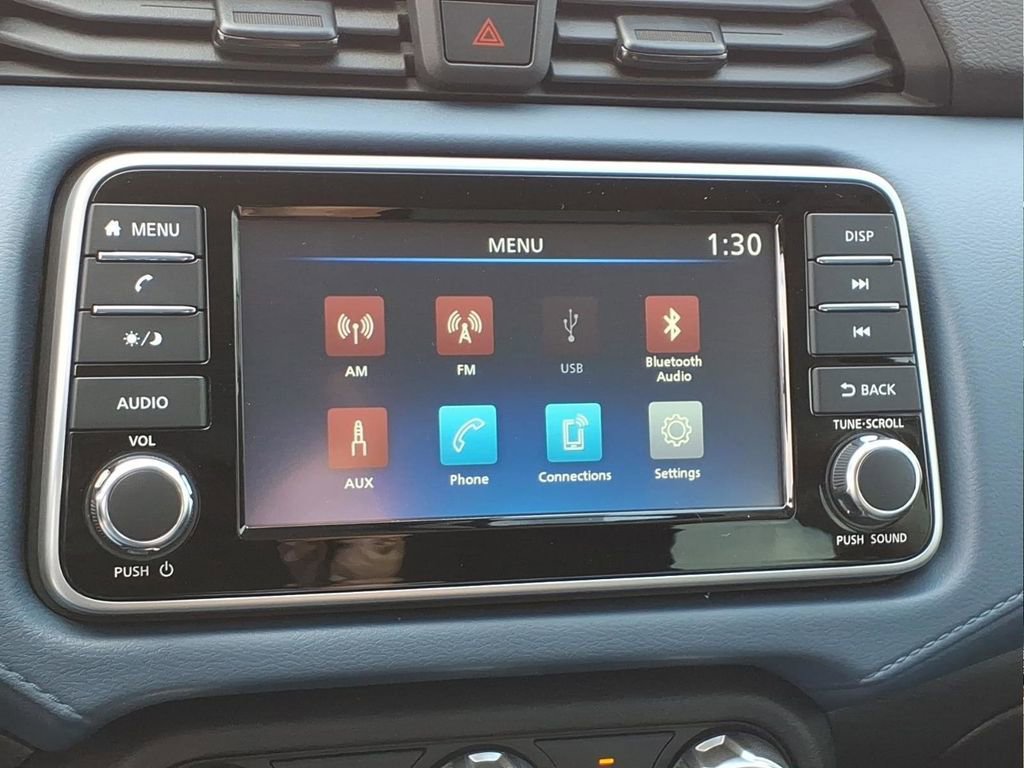 New 2025 Nissan Versa SV w/ Trunk Package FWD image 16