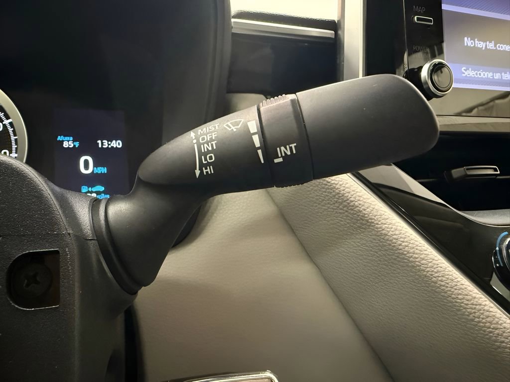 Used 2020 Toyota Corolla LE FWD image 20