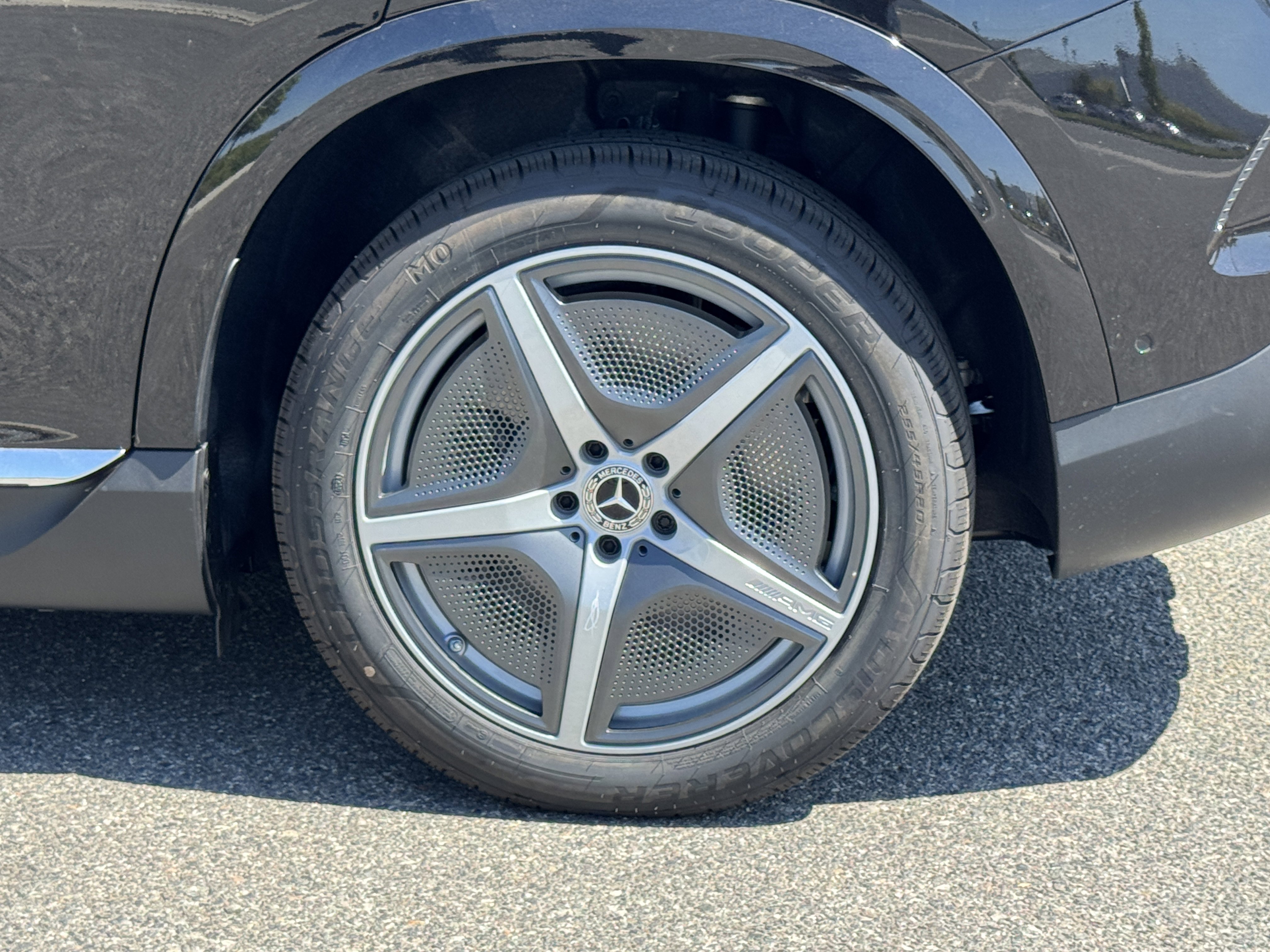 New 2026 Mercedes-Benz EQE 320 4MATIC SUV image 16