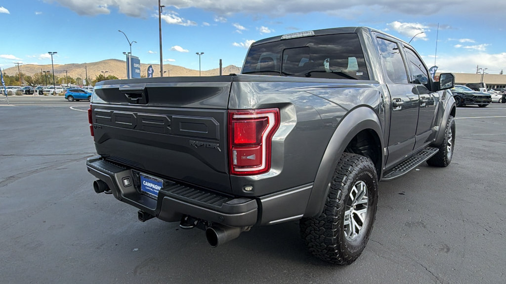 Used 2018 Ford F150 Raptor w/ Equipment Group 802A Luxury AWD/4WD image 3