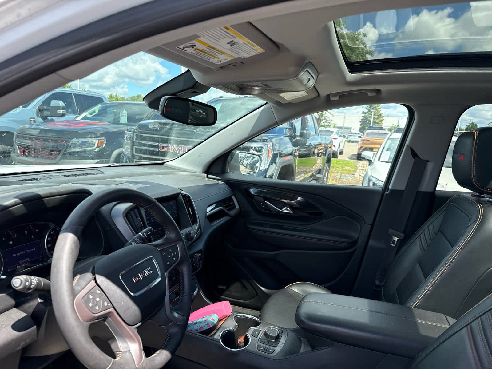 Used 2022 GMC Terrain AT4 w/ Infotainment Package II AWD/4WD image 9