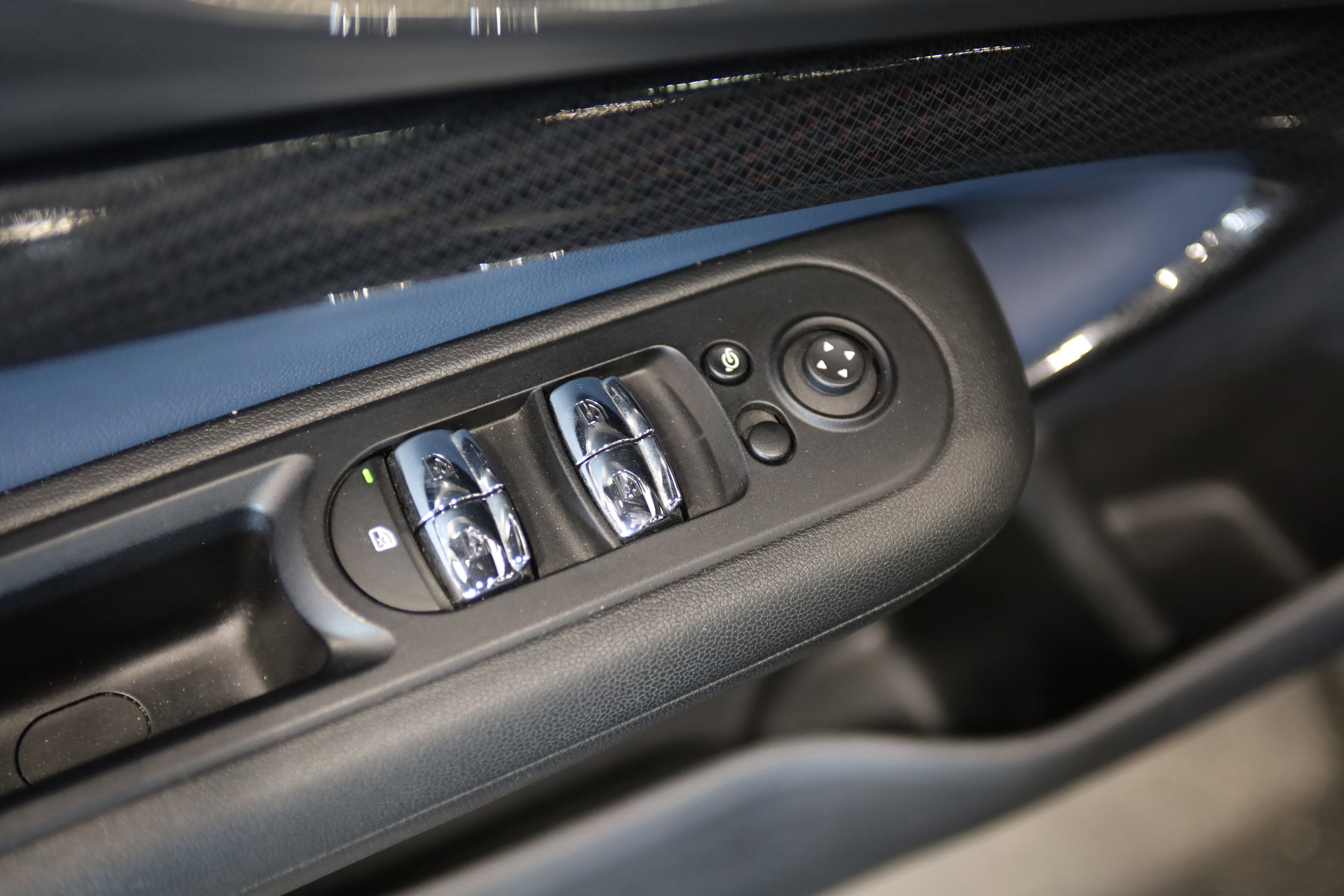 Used 2020 MINI Cooper Clubman John Cooper Works image 11