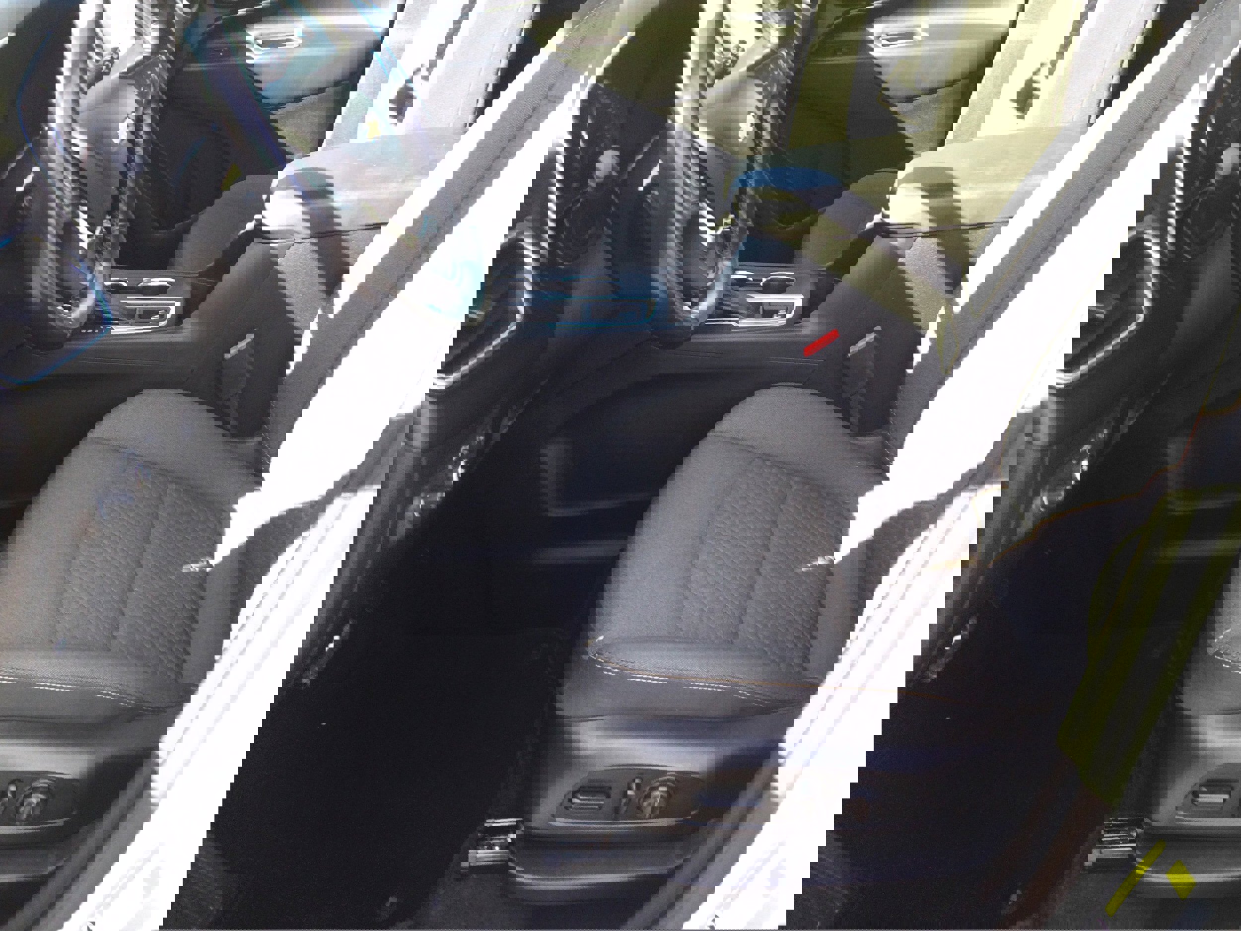 Used 2020 Chevrolet Equinox LT image 13