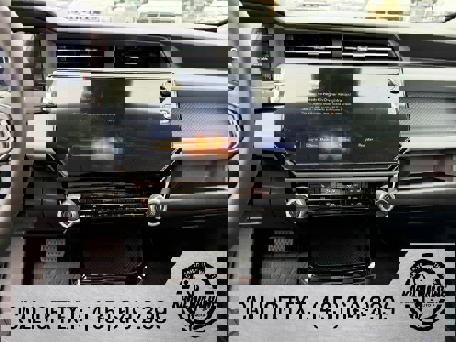 New 2027 Chevrolet Bolt LT w/ Comfort Package image 18