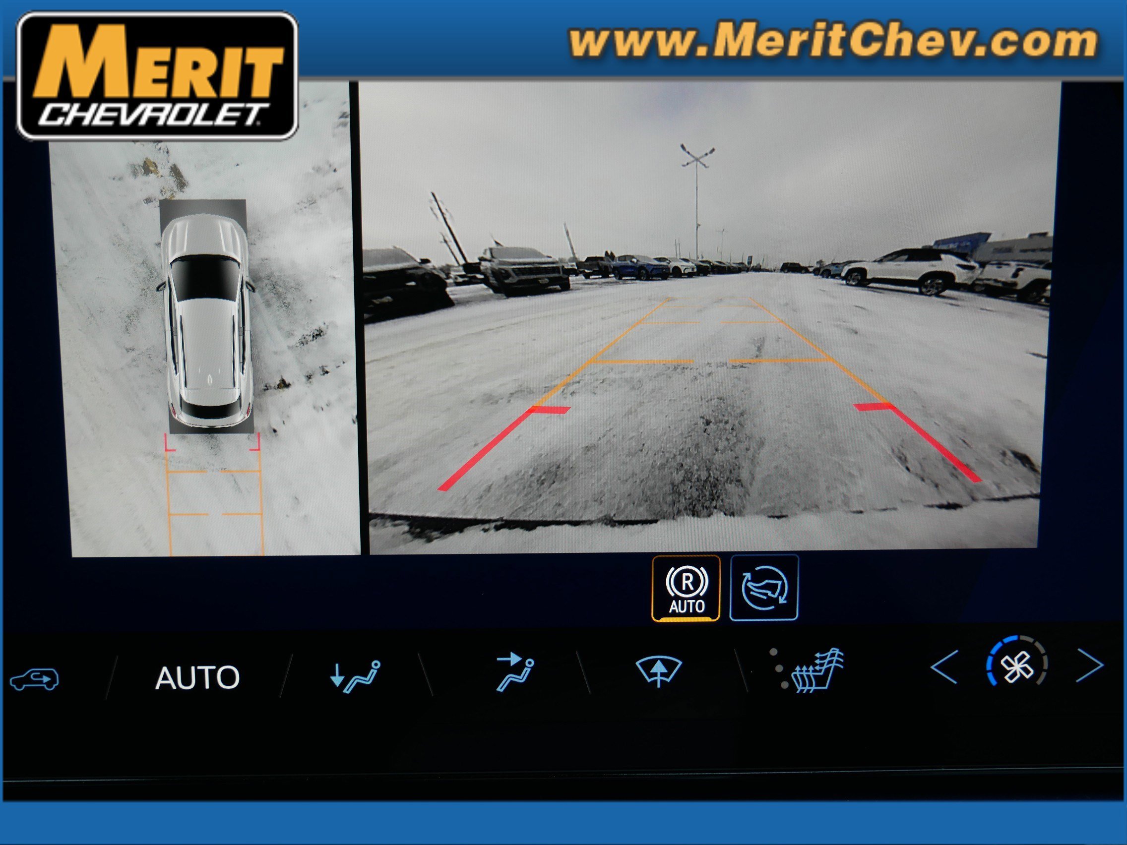 New 2026 Chevrolet Equinox EV LT image 9