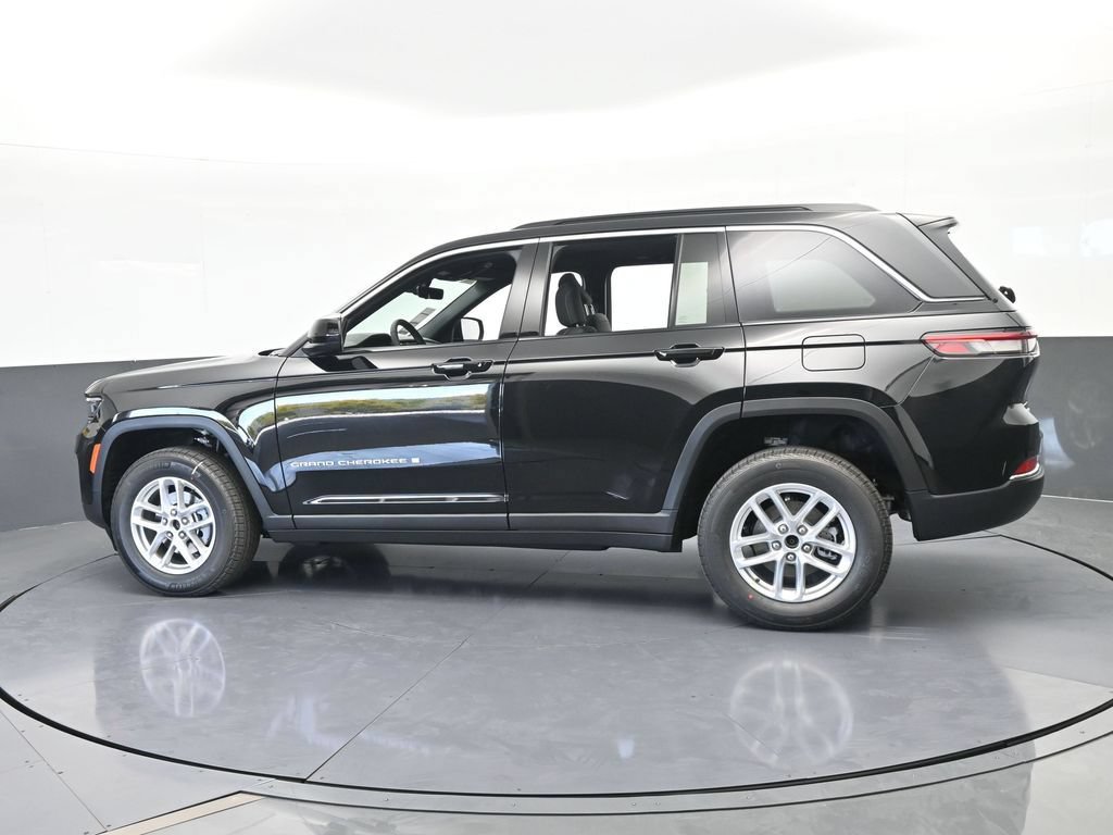 New 2026 Jeep Grand Cherokee Laredo X AWD/4WD image 3