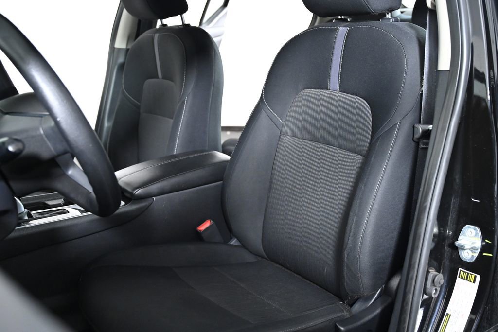 Certified 2023 Nissan Sentra SV FWD image 23
