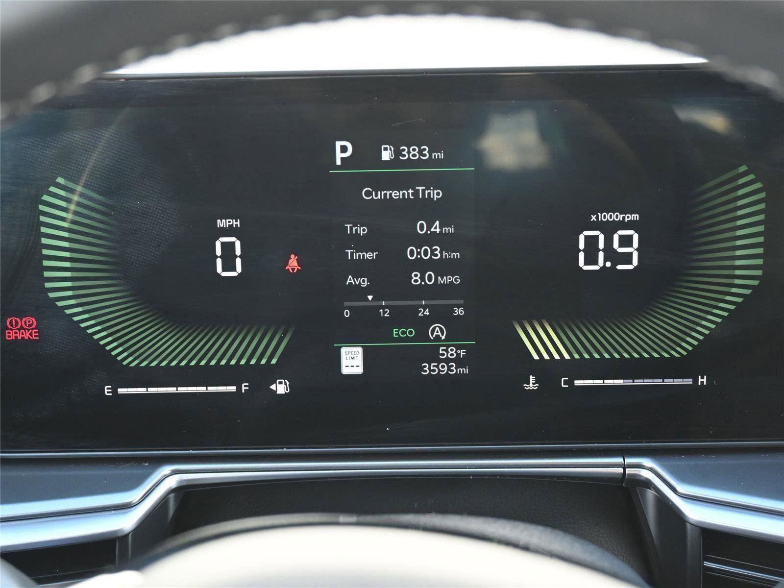 Used 2025 Kia Sorento S image 6