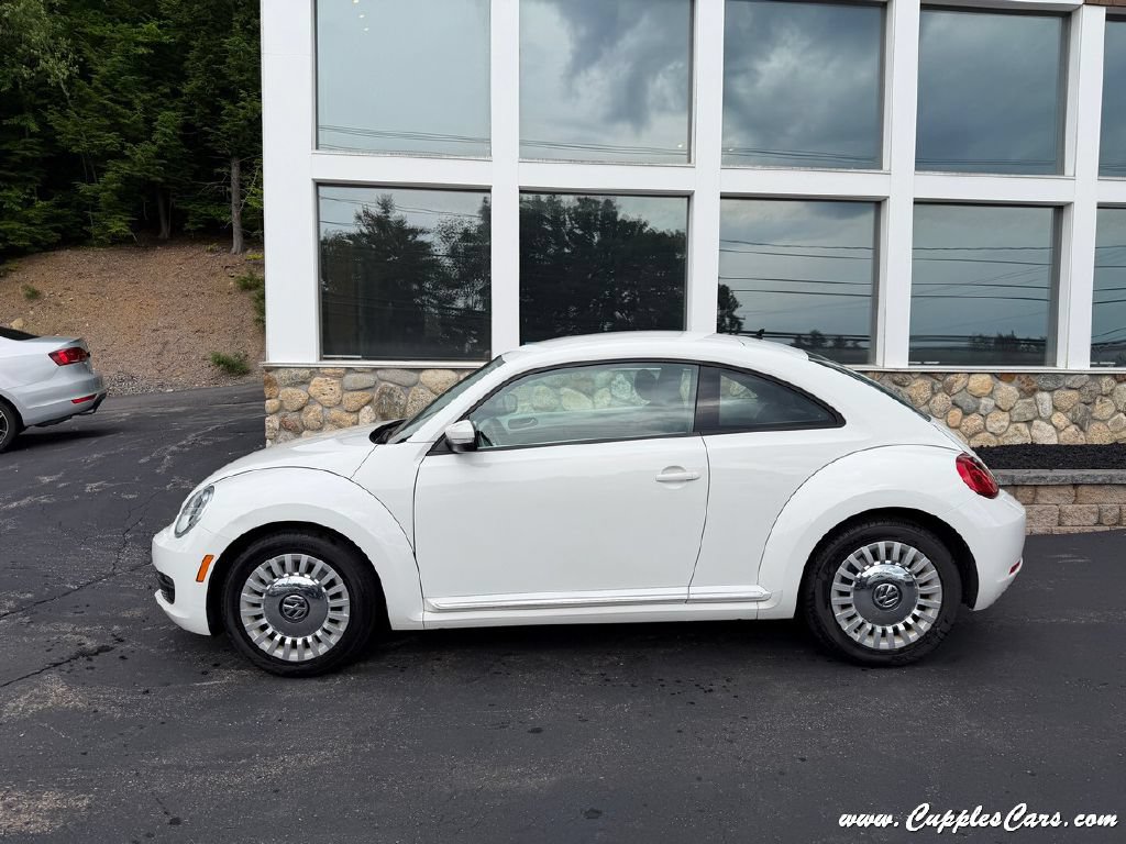 Used 2013 Volkswagen Beetle 2.5 FWD image 11