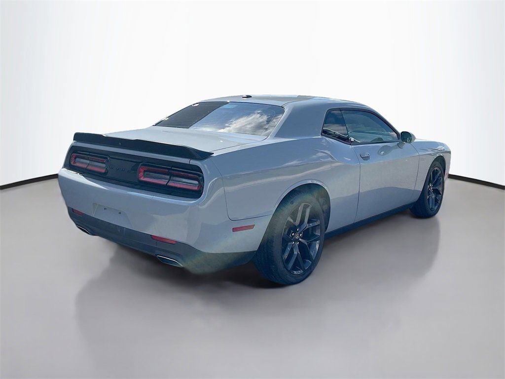 Used 2022 Dodge Challenger SXT w/ Blacktop Package image 7