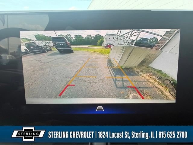 Used 2025 Chevrolet Trax LT FWD image 23
