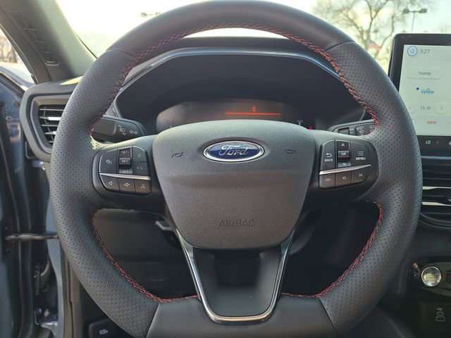 Certified 2024 Ford Escape ST-Line w/ Tech Pack #1 AWD/4WD image 18