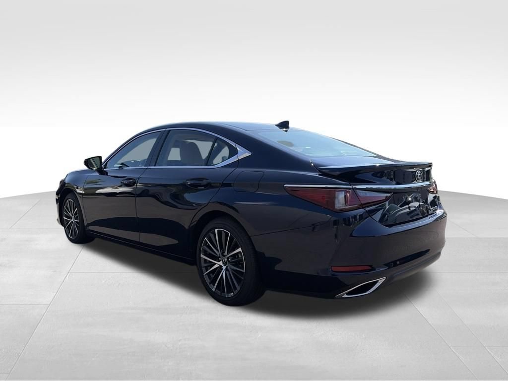 Used 2024 Lexus ES 350 w/ Premium Package FWD image 15