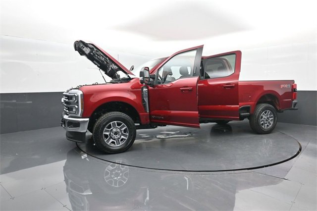 New 2026 Ford F250 Lariat w/ FX4 Off-Road Package image 40