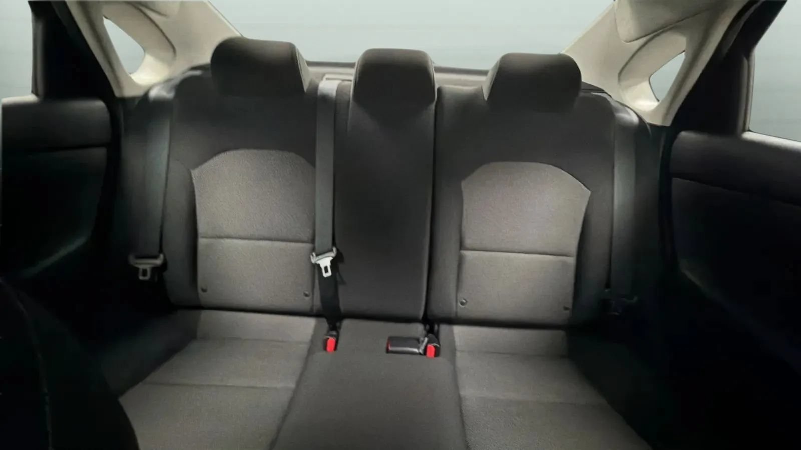 Used 2024 Kia Forte LXS w/ LXS Technology Package FWD image 17