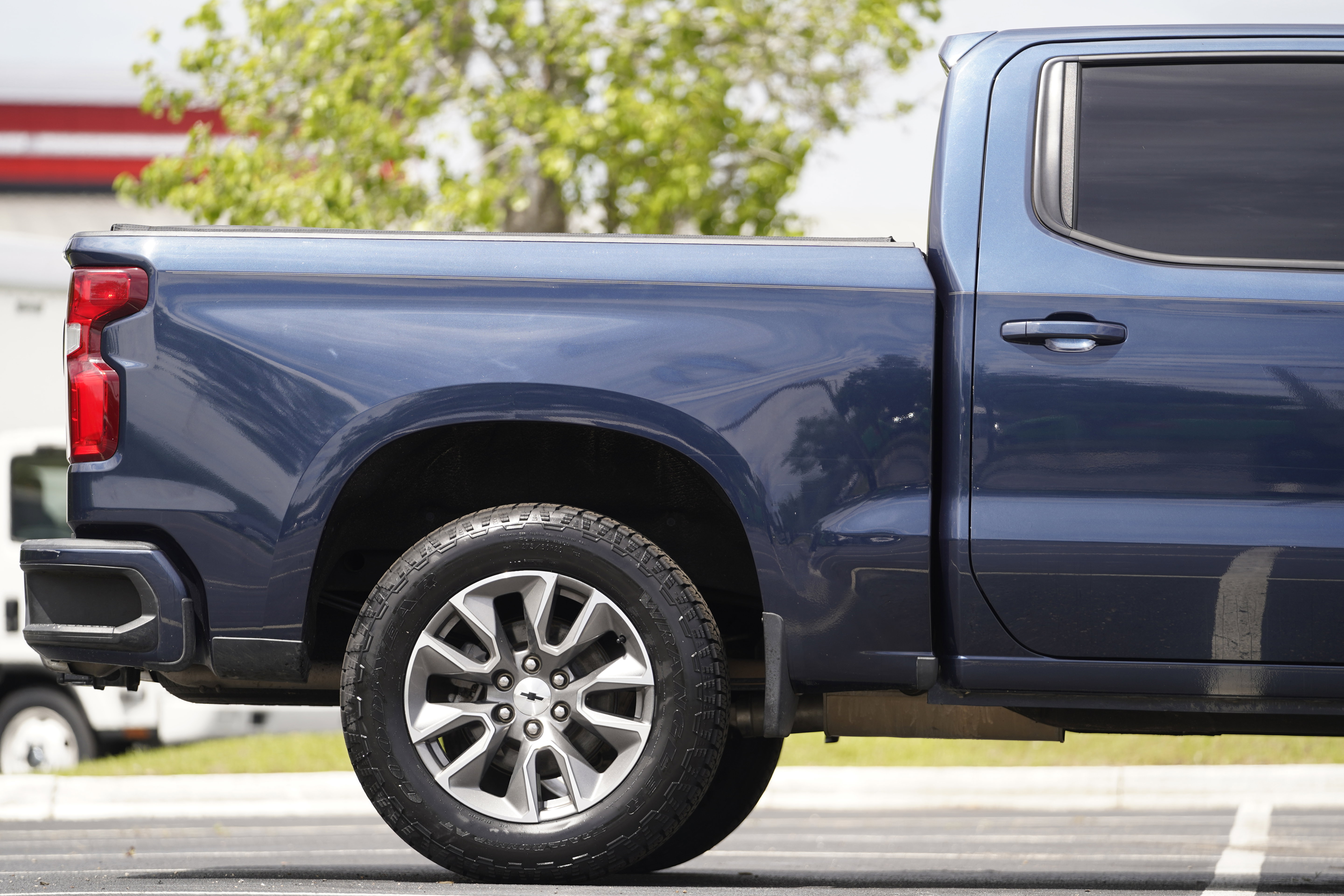 Used 2021 Chevrolet Silverado 1500 RST AWD/4WD image 5