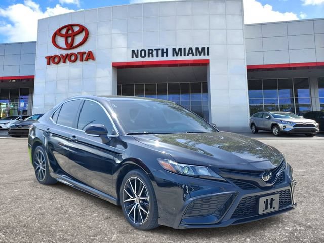 Used 2024 Toyota Camry SE