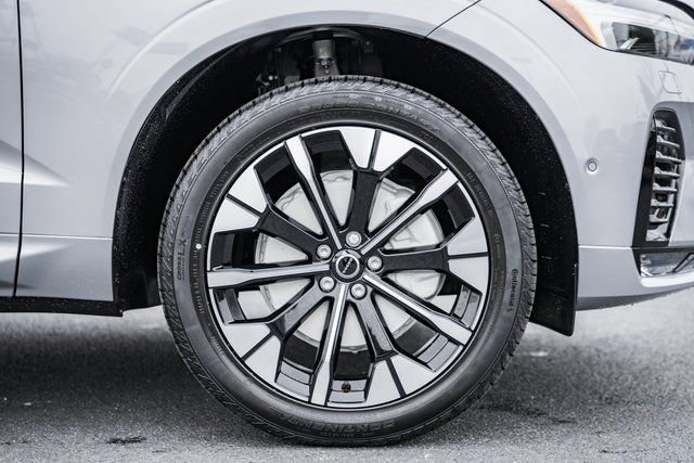 New 2026 Volvo XC60 B5 Ultra w/ Protection Package Premier image 16