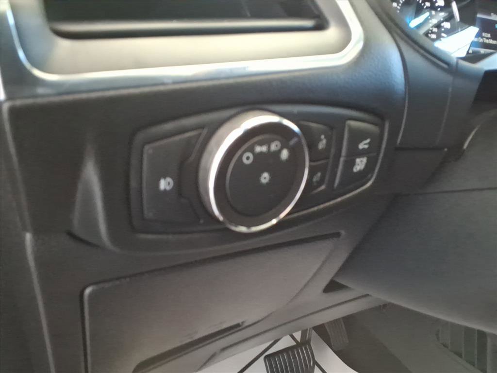 Used 2022 Ford Edge Titanium w/ Equipment Group 301A image 21