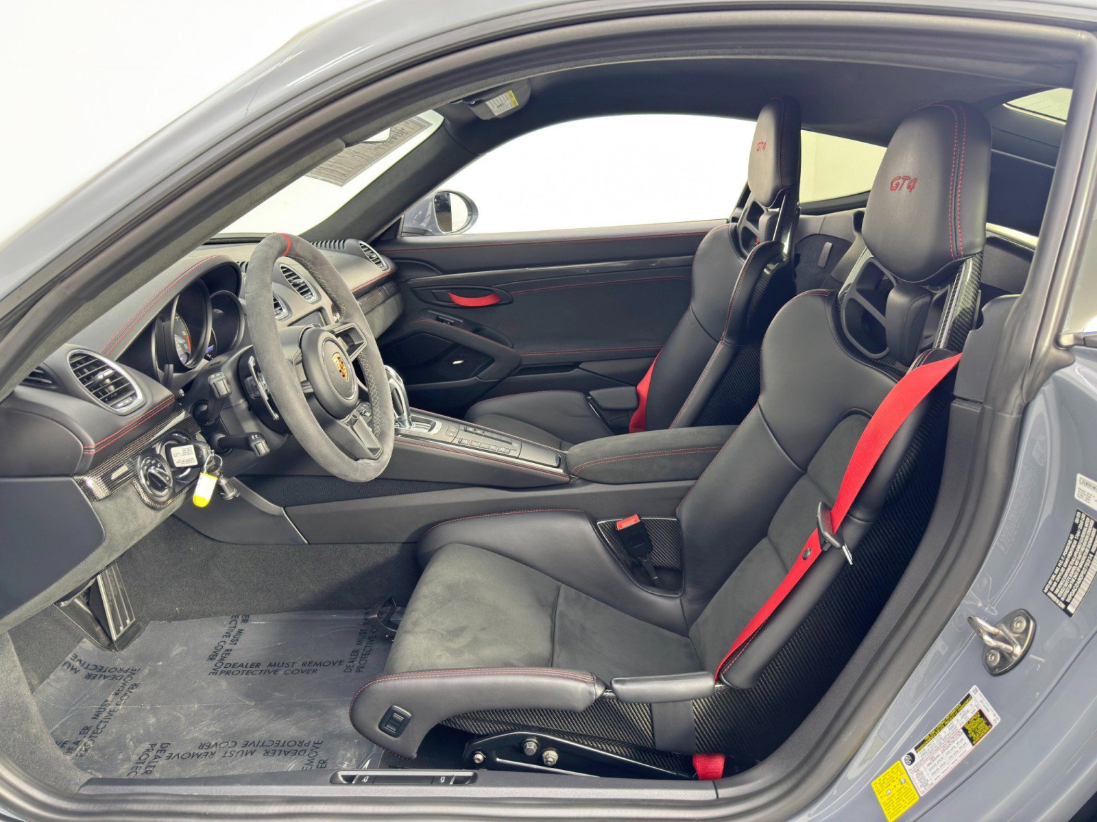 Used 2023 Porsche 718 Cayman GT4 image 16